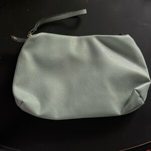 Steve Madden light green wristlet/crossbody